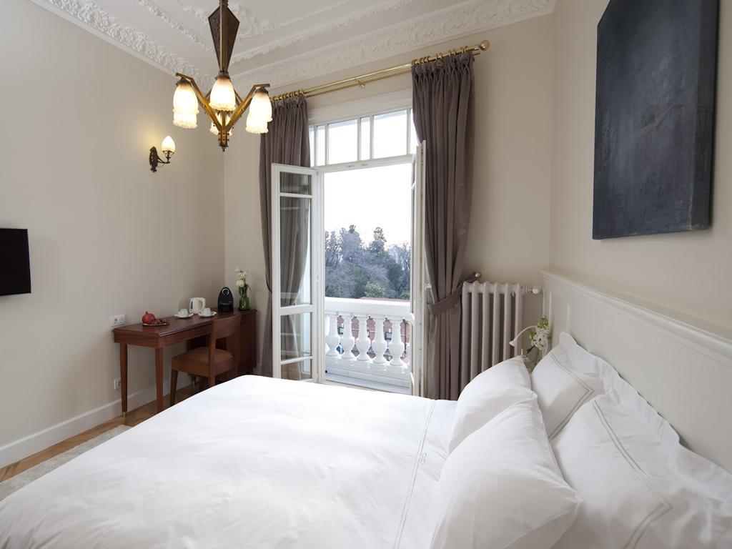Armada Istanbul Pera Hotel Bilik gambar